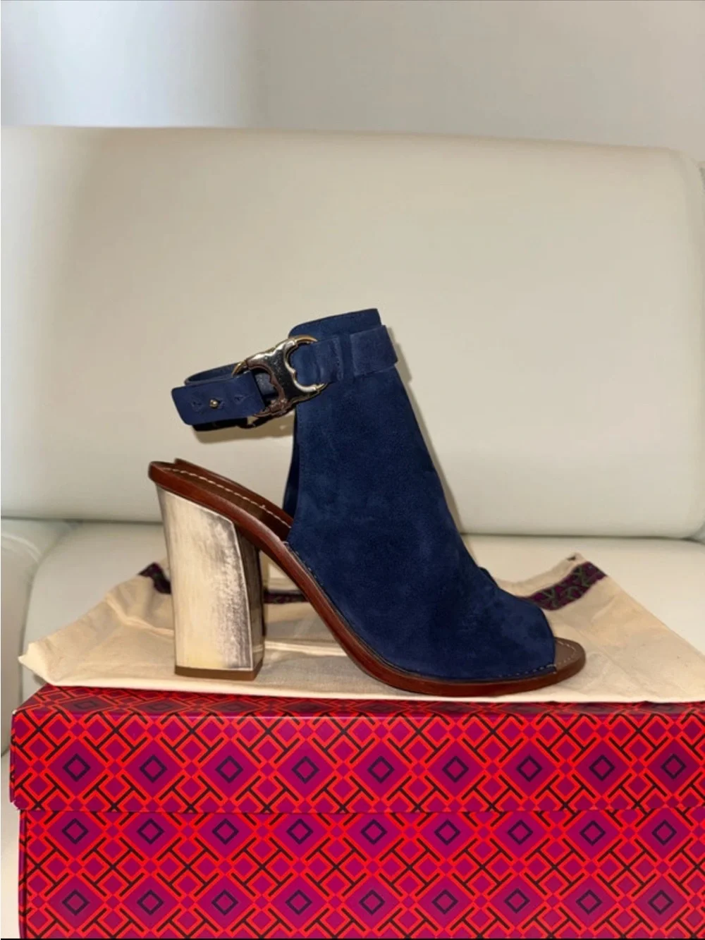 TORY BURCH NAVY SUEDE OPEN TOE BLOCK HEELS